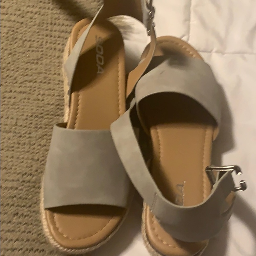 Soda Sandals